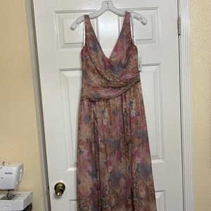 Floral flier length dress with slit NWT